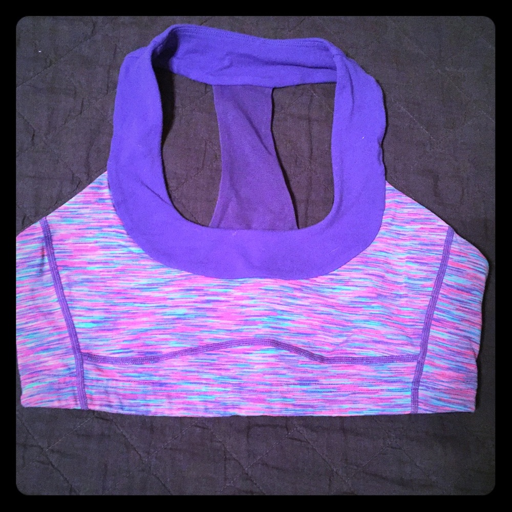 Lulu lemon scoop neck bra.